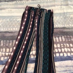 Super comfy Charlotte Russe bell bottom stretchy pants